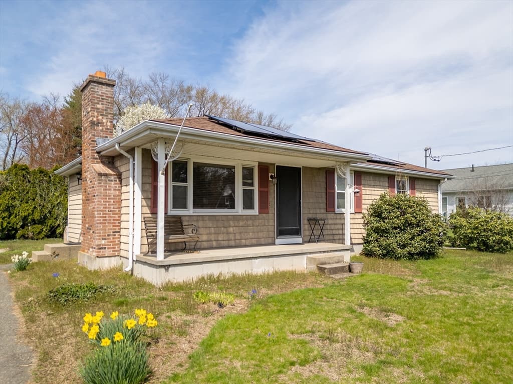 17 Dyotte St photo 5