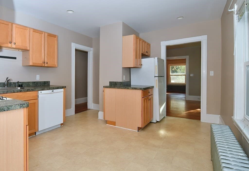392 Reedsdale #1 photo 4