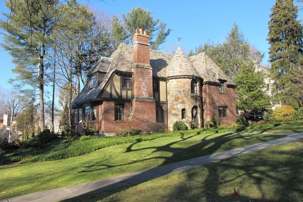 3 Westwood Drive photo 3
