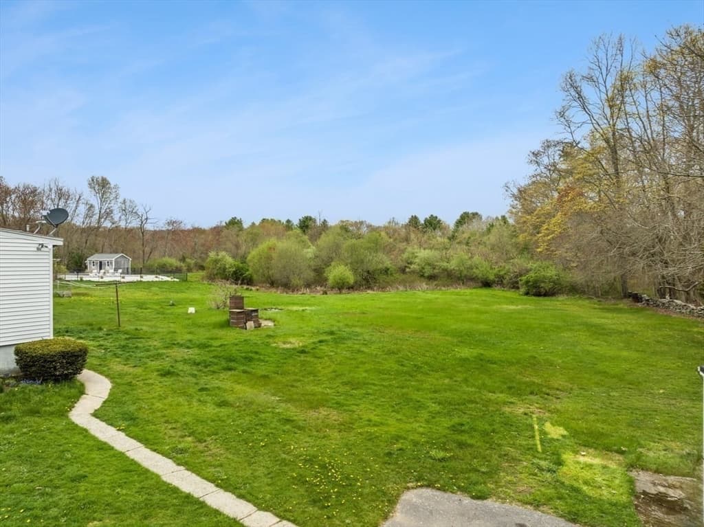 163 Baker Rd W photo 4