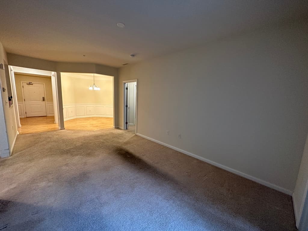 11 Morgan Dr #306 photo 5
