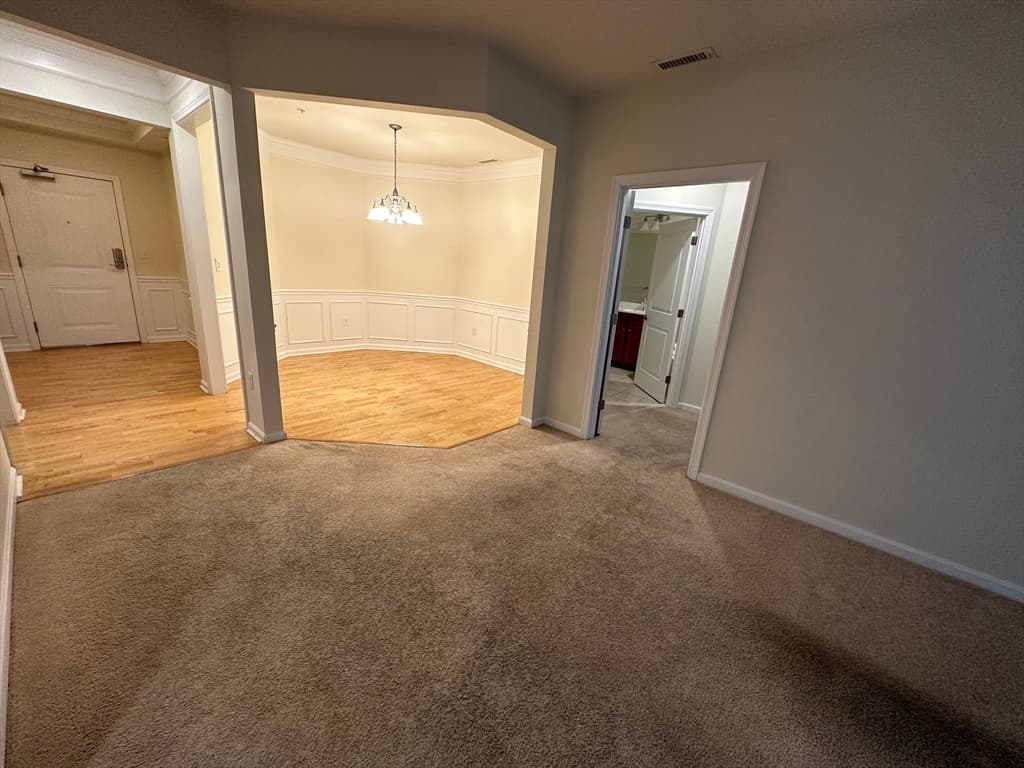 11 Morgan Dr #306 photo 4