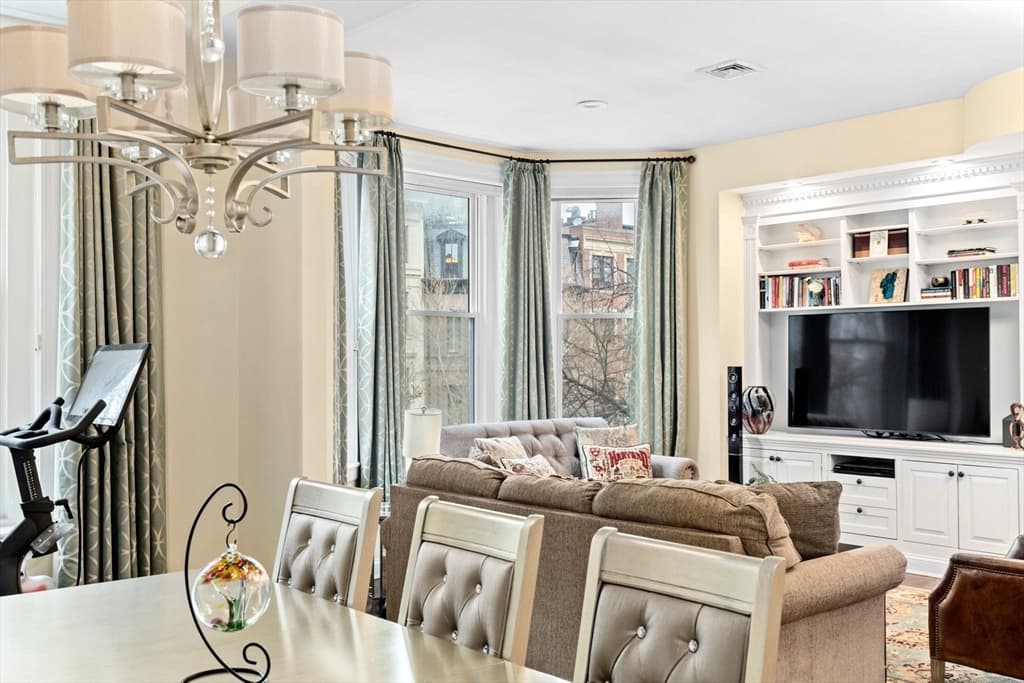 333 Beacon St #4 photo 3
