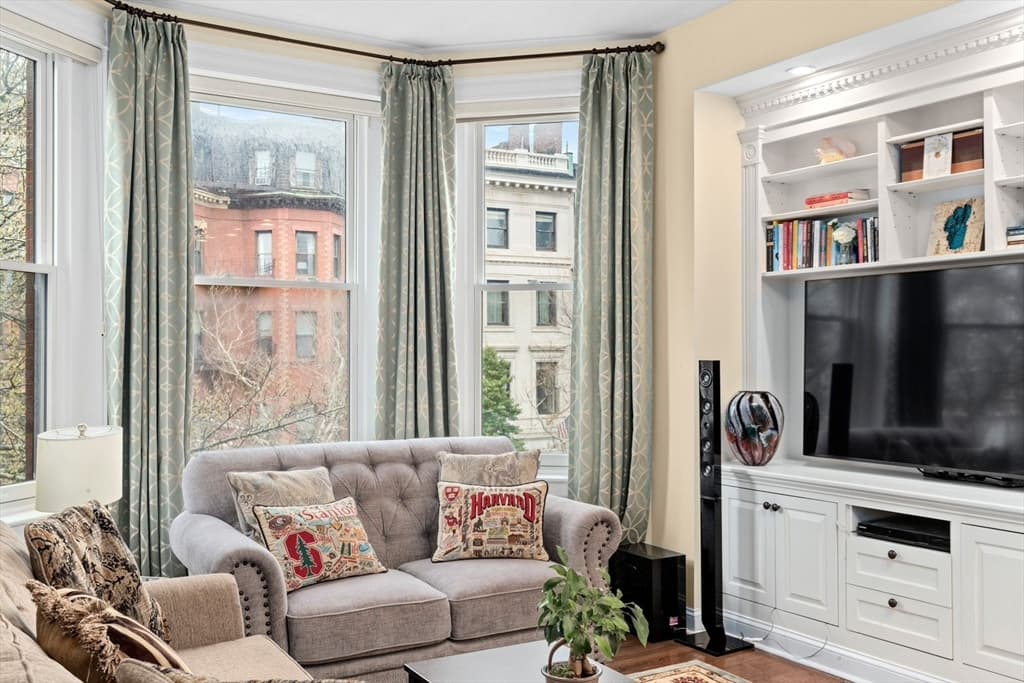 333 Beacon St #4 photo 5