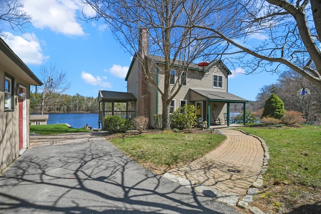 17 Watatic Pond Road photo 5