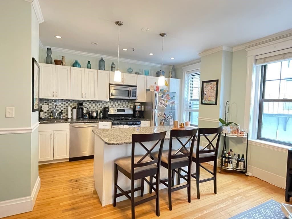 116 Riverway #12