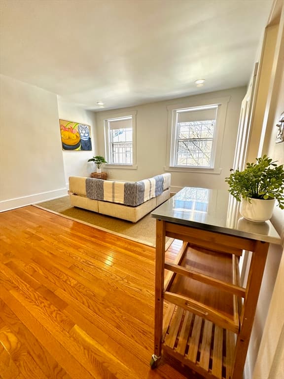 127 Charles St #3F photo 2