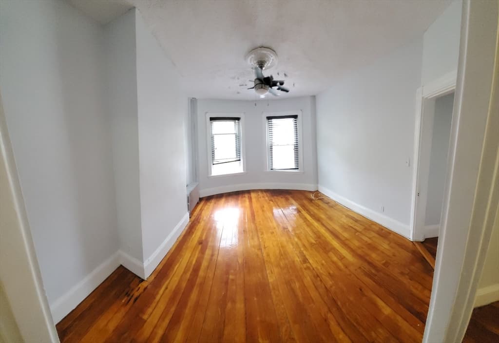 82 Rockland Street #2 photo 4