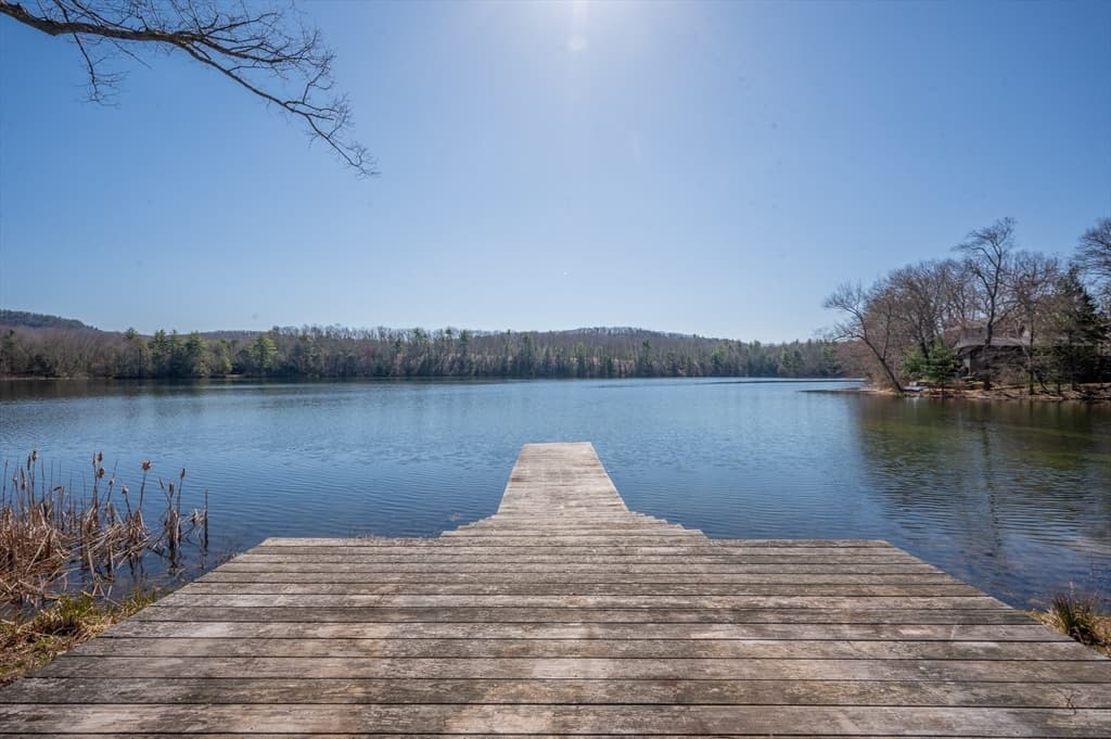 2R W Lakeview Drive photo 4