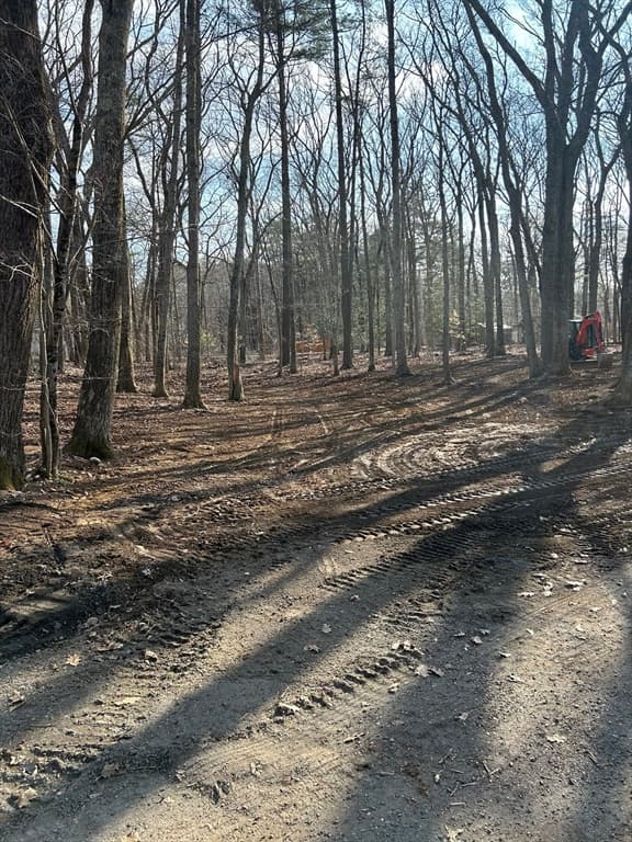 75 Hiland Rd photo 2