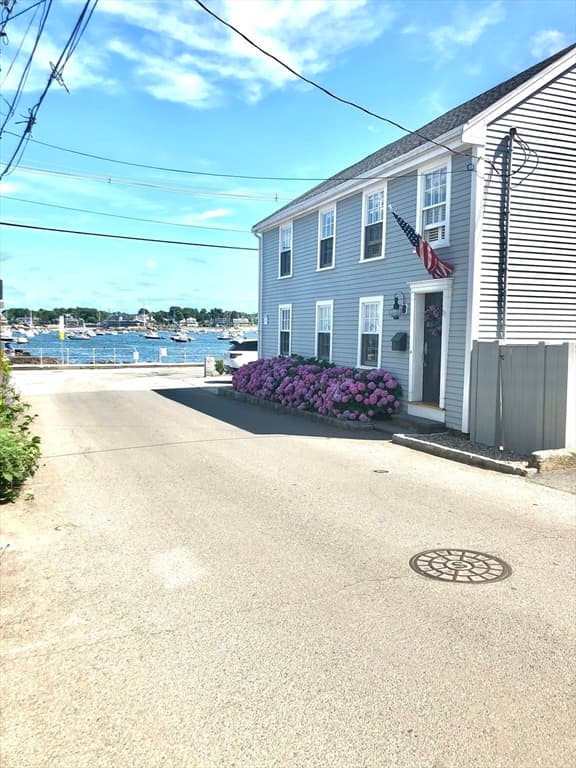 37 Franklin St photo 2