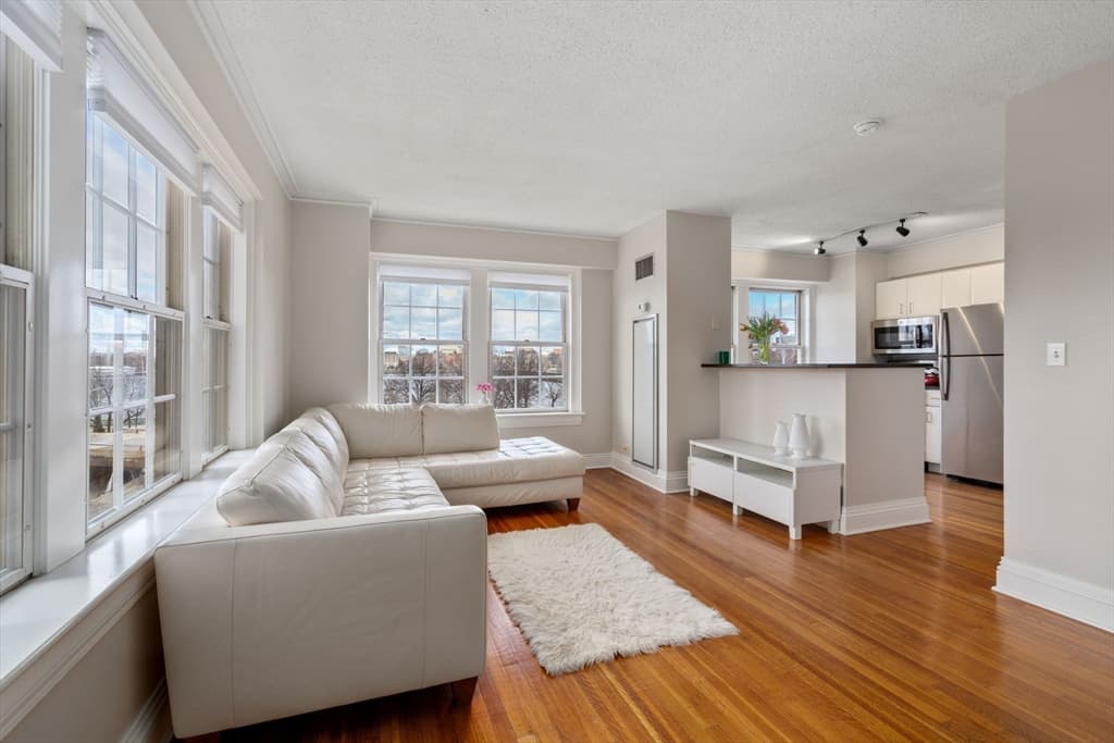 534 Beacon Street #507