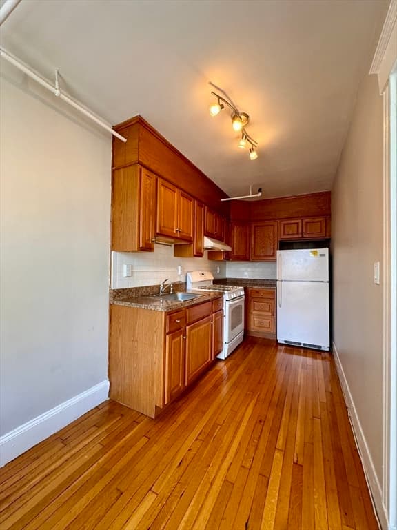 1607 Commonwealth Avenue #12 photo 5