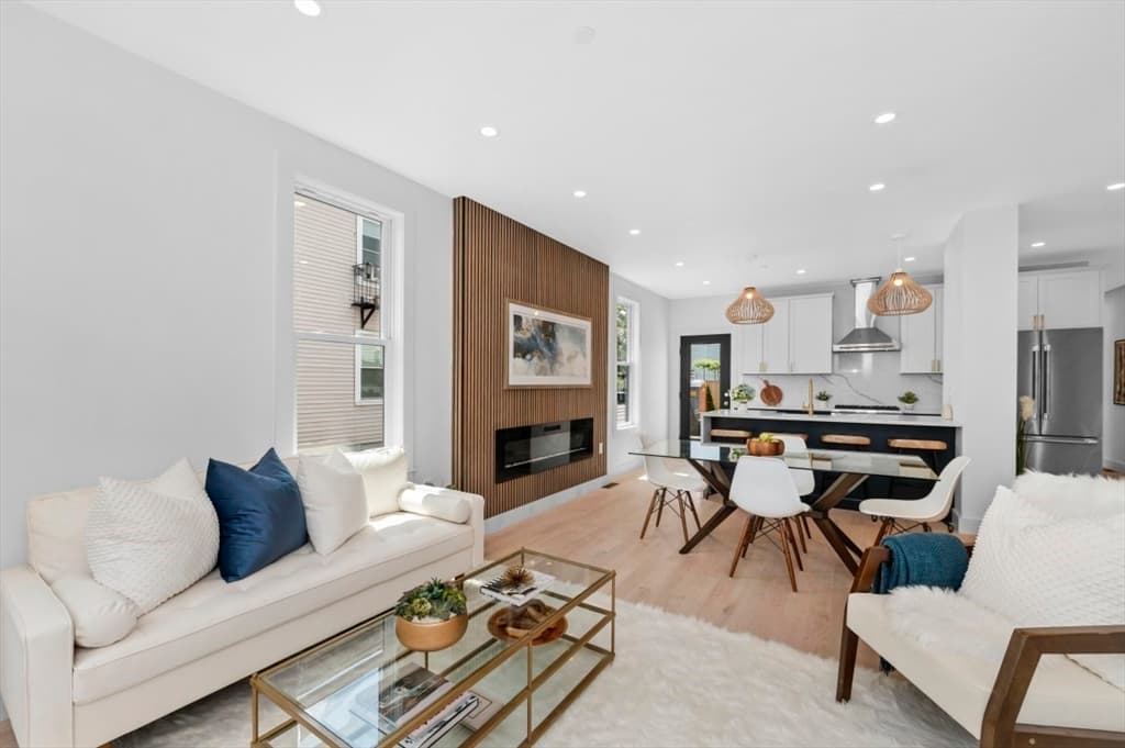 49 Oak #A photo 2