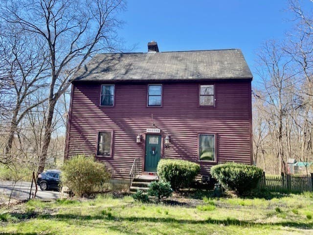 87 Chestnut Hill Rd