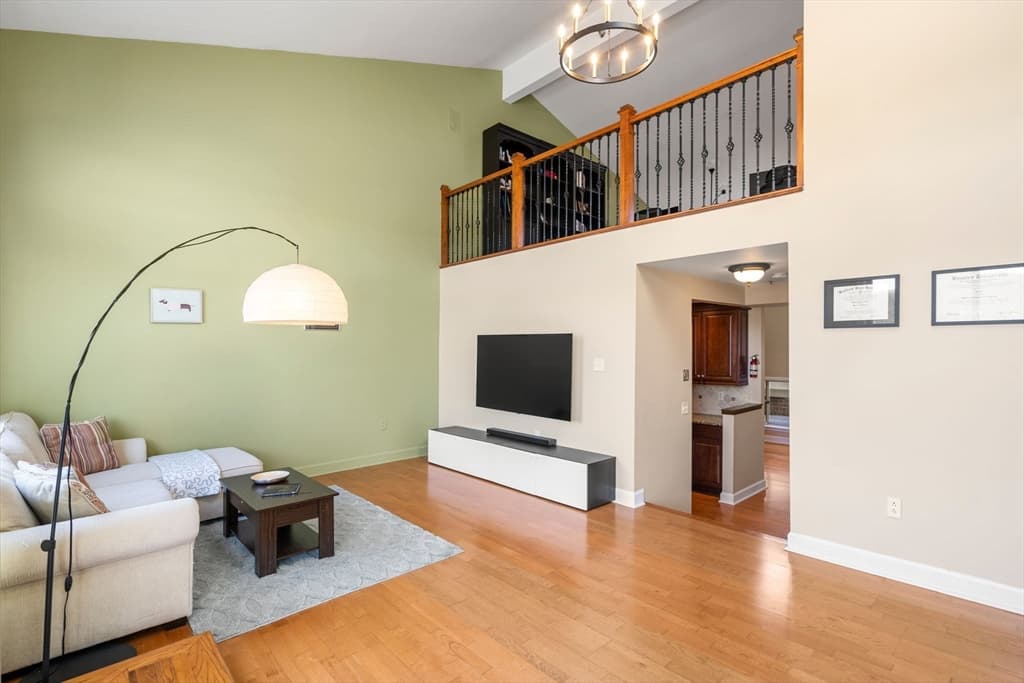 112 Milton St #233 photo 2