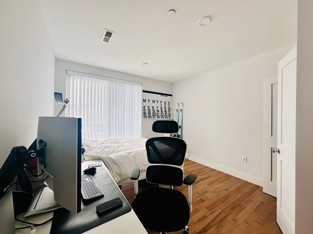 50 Hichborn St #307 photo 3