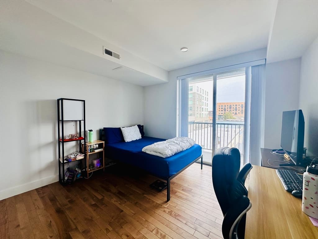 50 Hichborn St #307 photo 4