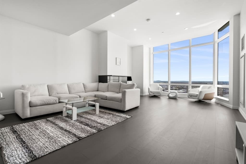 1 Franklin Street #PH1F photo 3