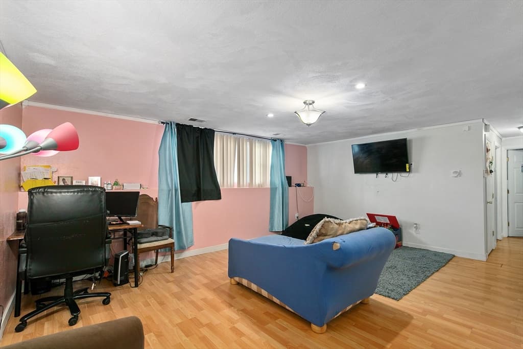 108 Oak Ln #1 photo 4