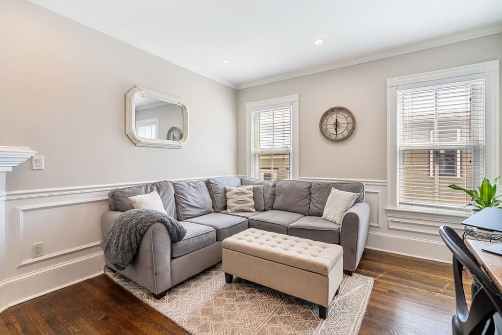 176 Bowen St #3 photo 3