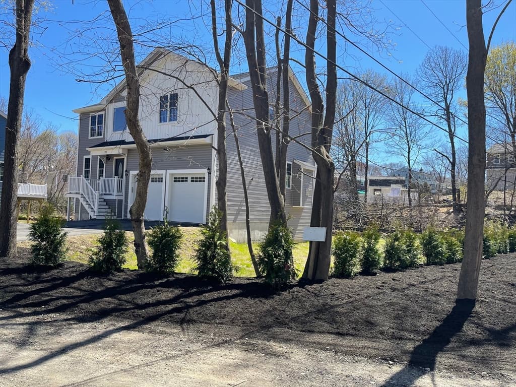 20 Greylock Ave