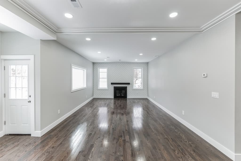 20 Greylock Ave photo 5
