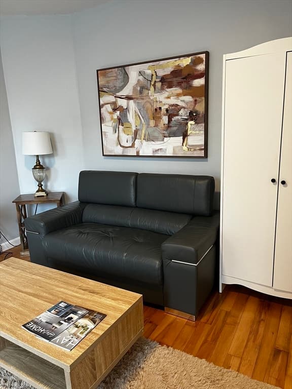 102 A Moreland St #0 photo 3