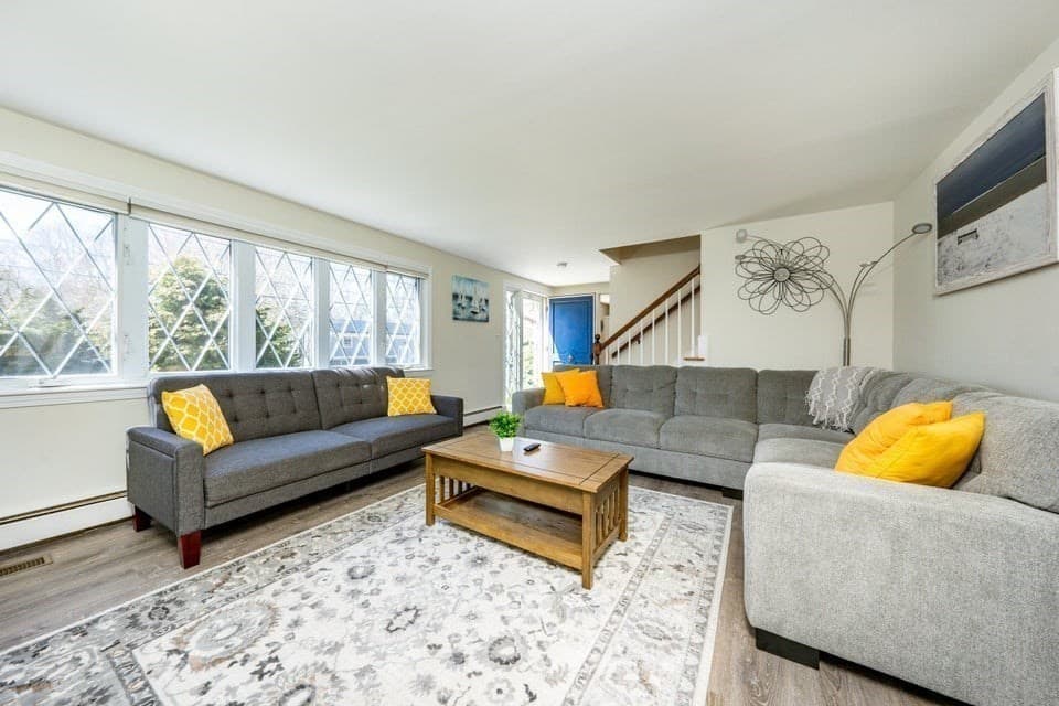 56 W Hyannisport Cir photo 5