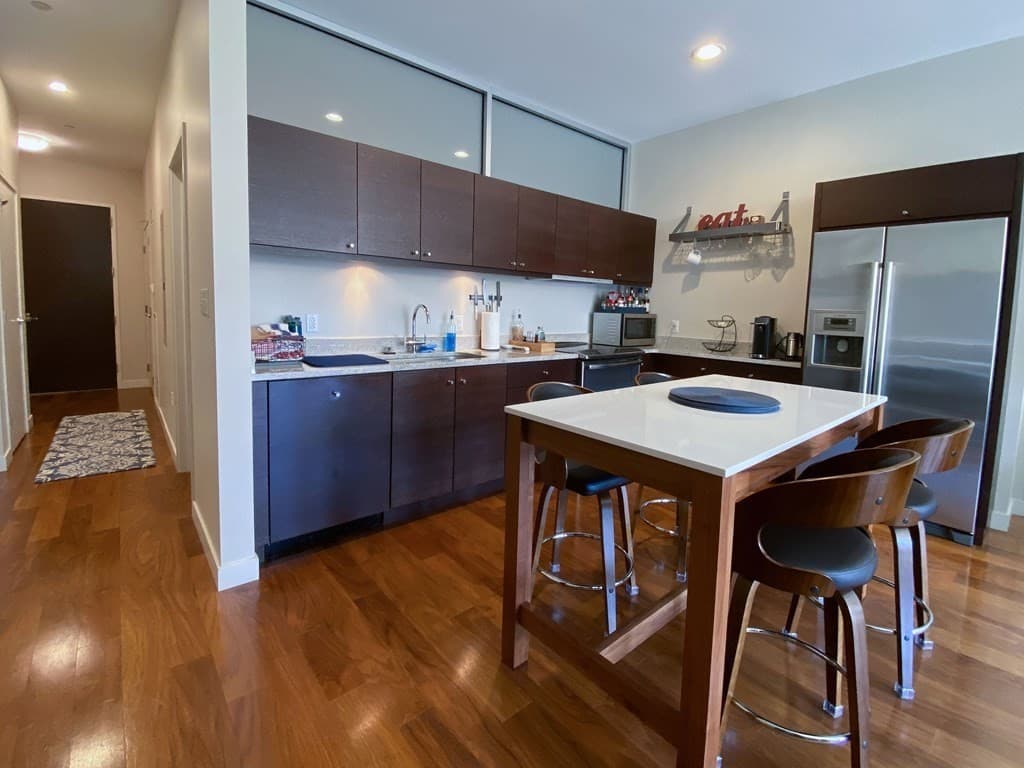 285 Columbus Avenue #406 photo 3