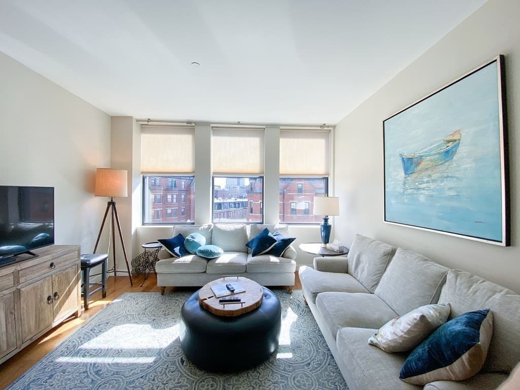 285 Columbus Avenue #406