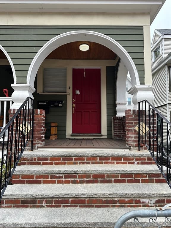 4 Intervale St #2 photo 3