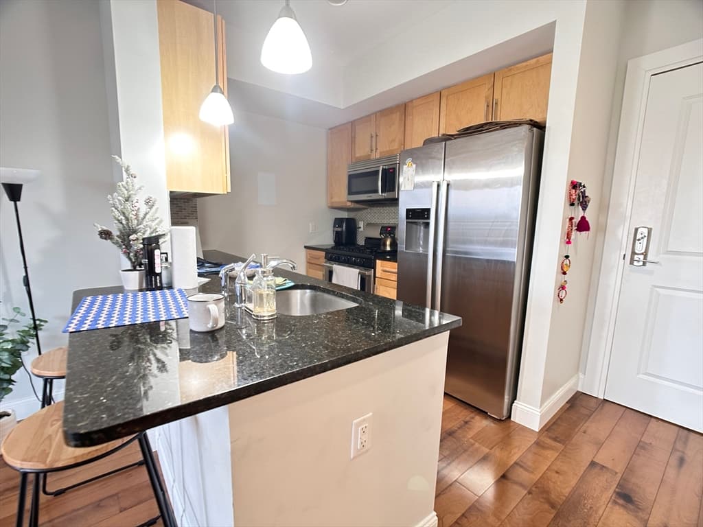 1501 Commonwealth Ave #410
