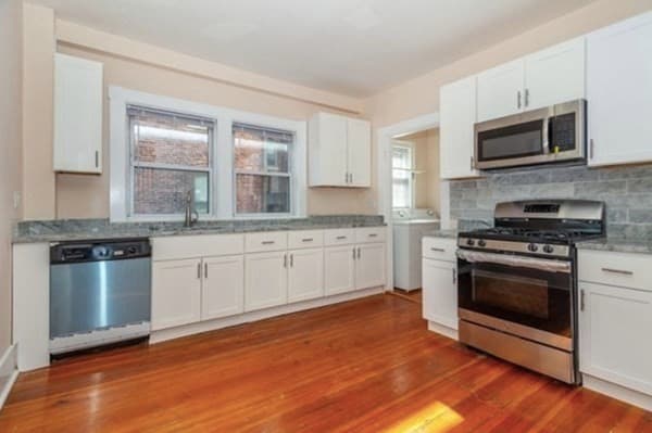34 Channing St photo 2