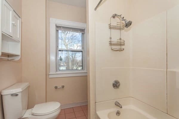 34 Channing St photo 3