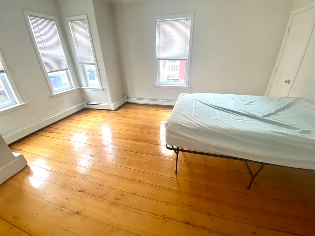 12 Fiske Place #1 photo 2