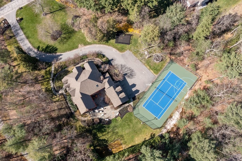 6 Stratford Way photo 2