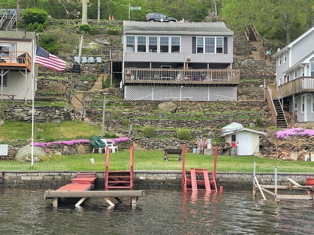 36 Stony Hill Rd
