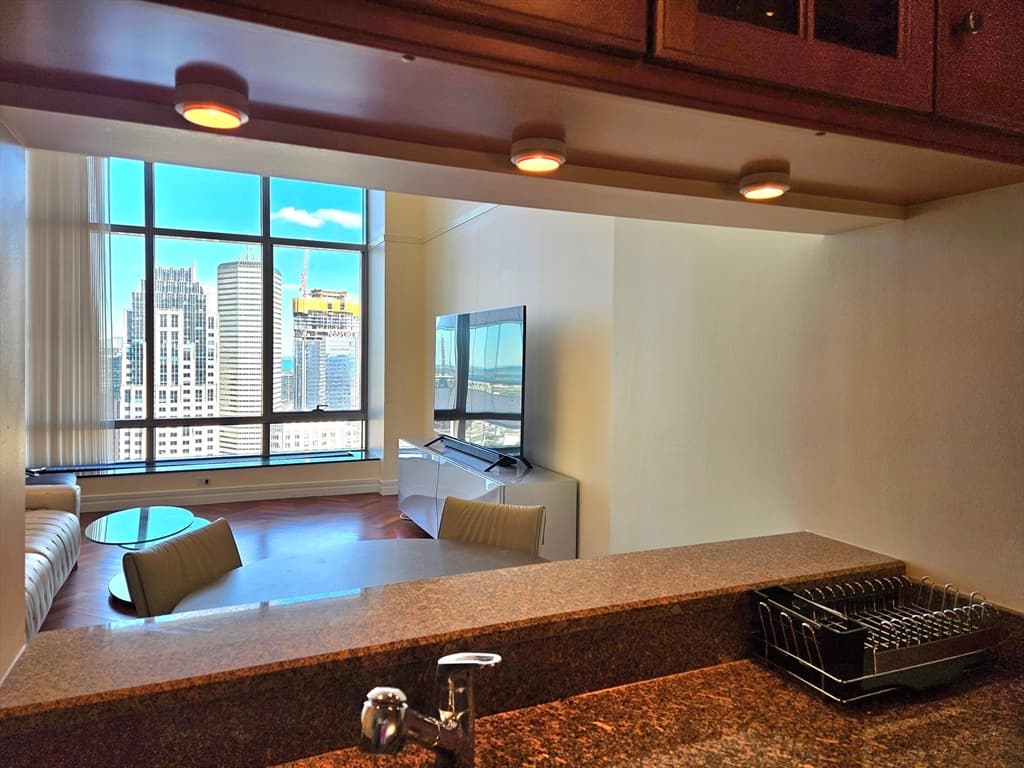 2 Avery Street #PH 1A