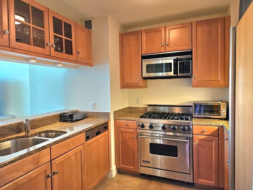2 Avery Street #PH 1A photo 5