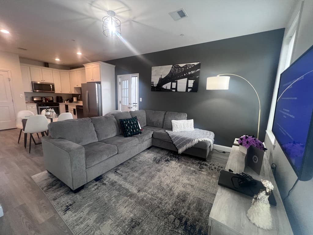 94 George St #104 photo 5