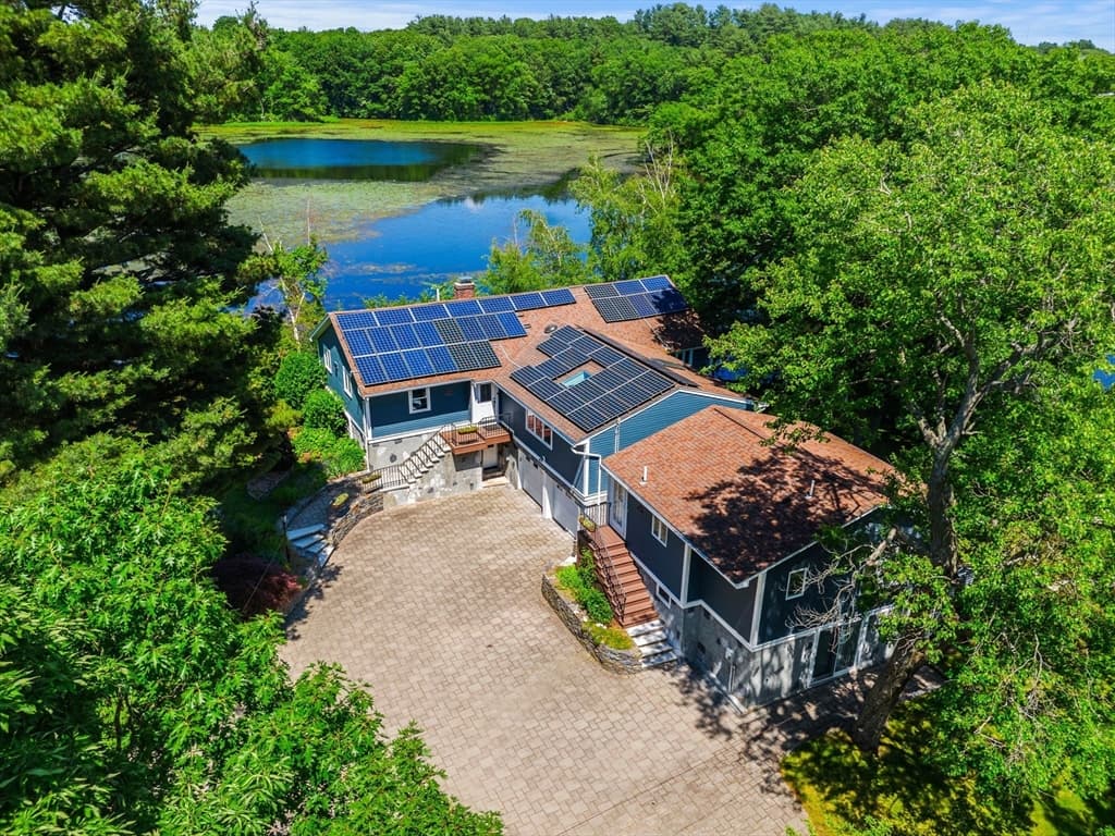 64 Shore Road