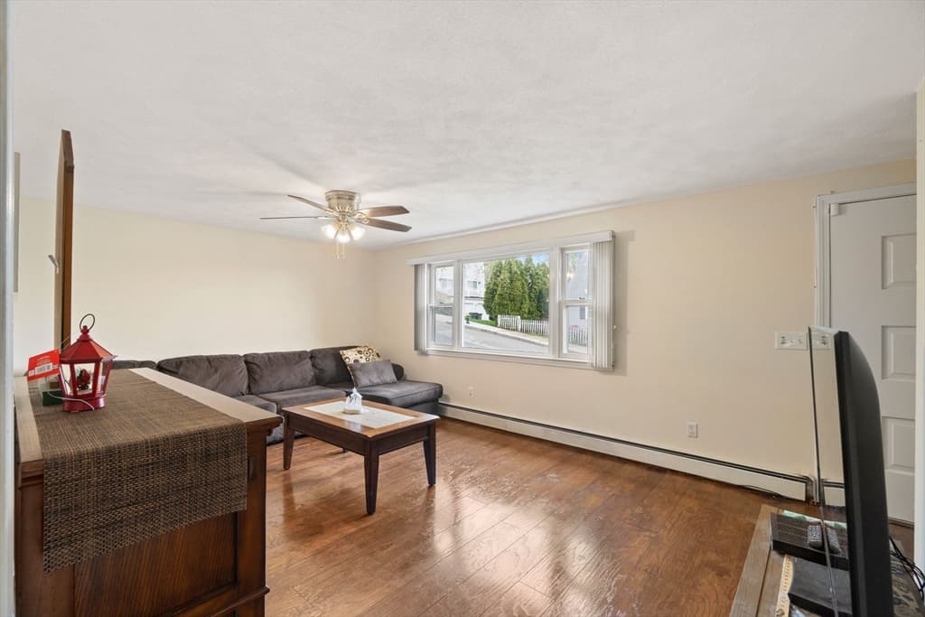 44 Horace Avenue photo 5