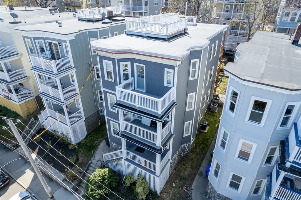 19 Juliette St #3