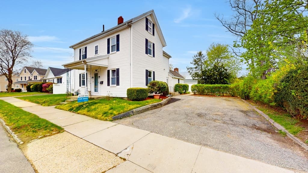 22 Baldwin St photo 2