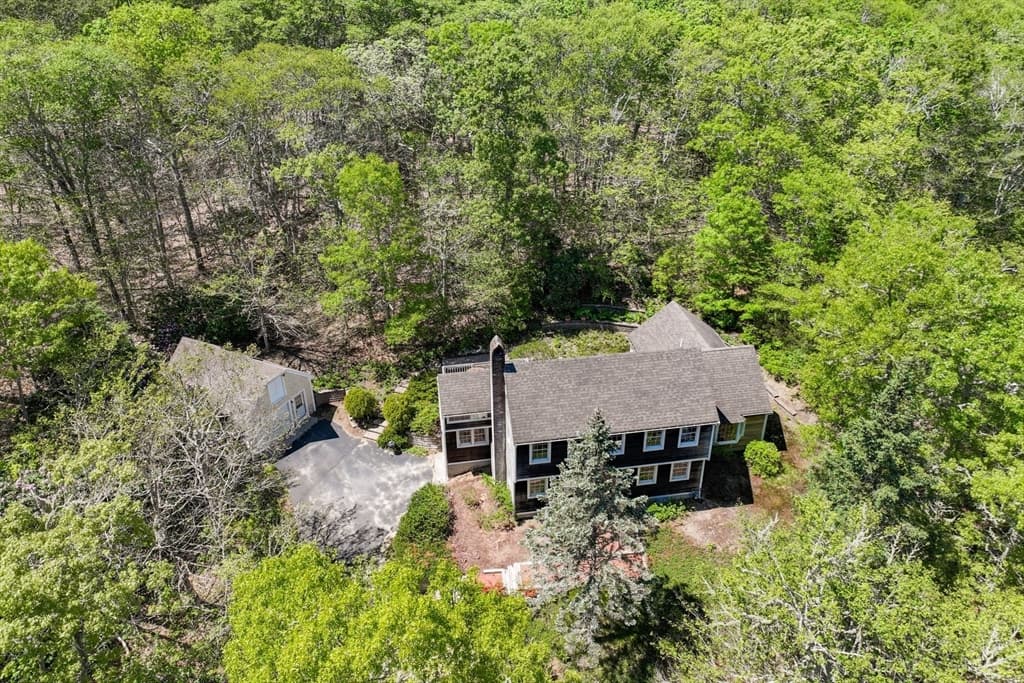 59 Valley Road photo 2