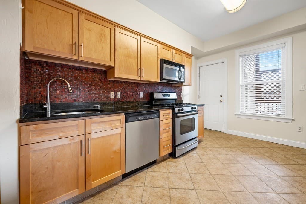 22 Sewall Street #5 photo 3