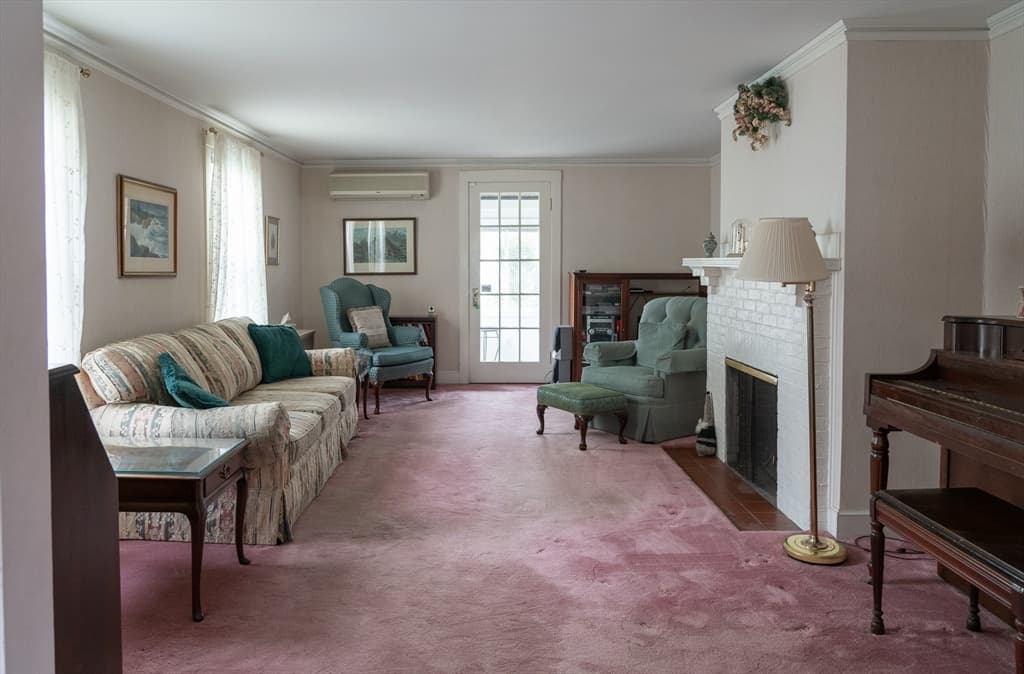 12 Brookside Avenue photo 5