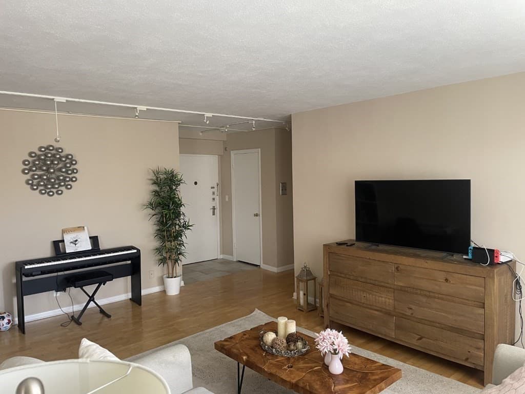 10 Hammond Pond Parkway #301 photo 3