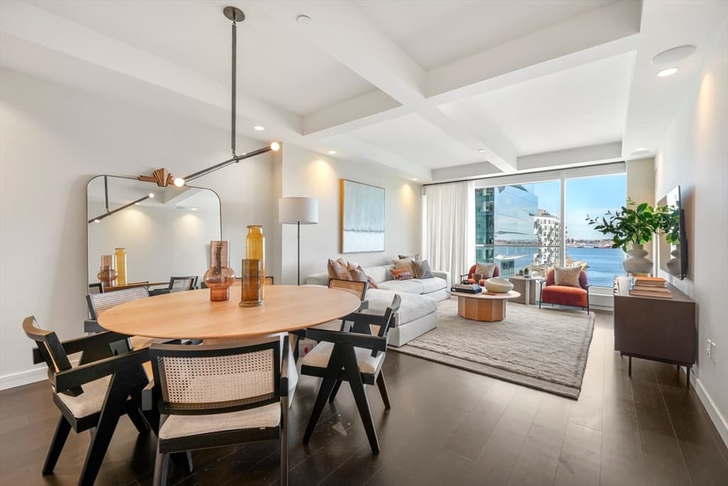 150 Seaport Blvd #6D